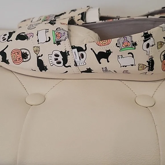 Toms Classic Halloween Black Cat Belmont Womens Slip On Flats Shoes Size 8 NWT - Picture 10 of 12